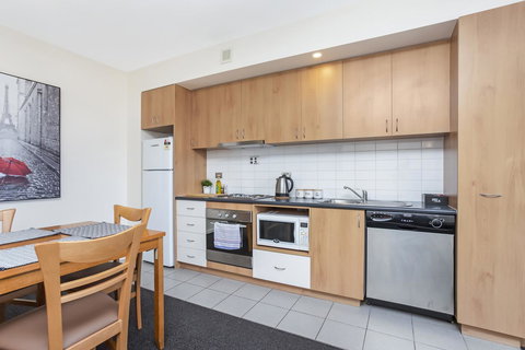 508 Stupendous Sunsets & Views Pool Gym Parking - Accommodation in Bendigo 17