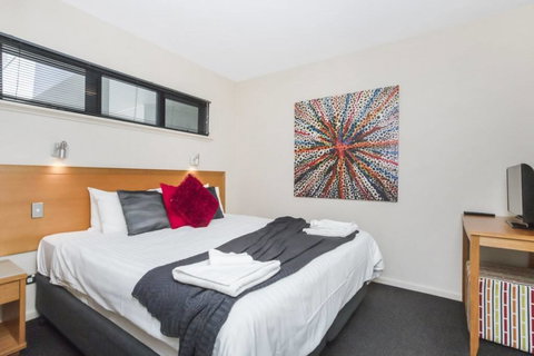 508 Stupendous Sunsets & Views Pool Gym Parking - Accommodation in Bendigo 39