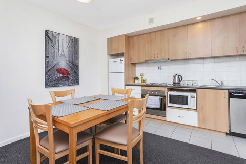 508 Stupendous Sunsets & Views Pool Gym Parking - Accommodation in Bendigo 13