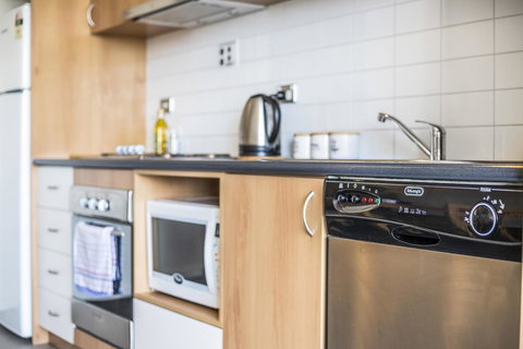 508 Stupendous Sunsets & Views Pool Gym Parking - Accommodation in Bendigo 18