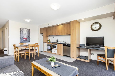 508 Stupendous Sunsets & Views Pool Gym Parking - Accommodation in Bendigo 6