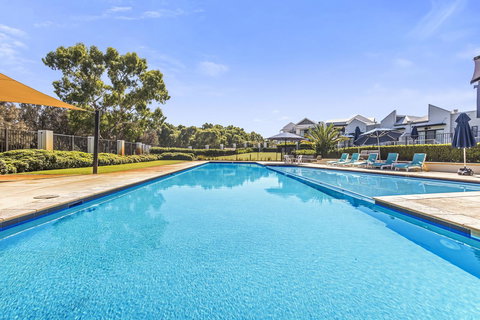 508 Stupendous Sunsets & Views Pool Gym Parking - Accommodation in Bendigo 27