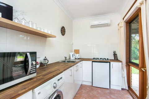 Coranda Lodge - Accommodation in Bendigo 23