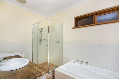 Coranda Lodge - Accommodation in Bendigo 13
