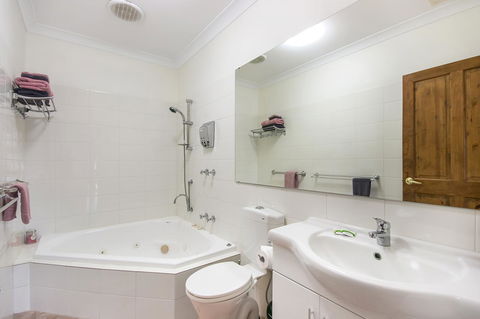 Coranda Lodge - Accommodation in Bendigo 21