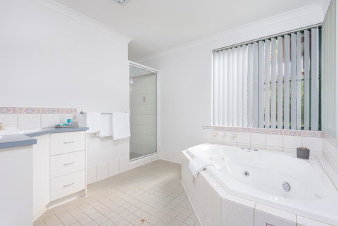 Surfside Ocean Beach Denmark Holiday Accommodation - Accommodation in Bendigo 26