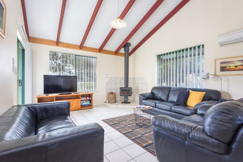 Surfside Ocean Beach Denmark Holiday Accommodation - Accommodation in Bendigo 41