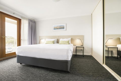Nightcap At The Ship Inn - Accommodation in Bendigo 17