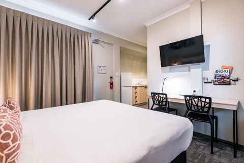 Nightcap At Wanneroo Tavern - Accommodation in Bendigo 11