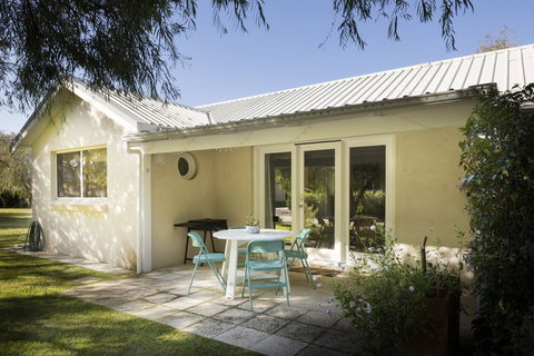 Whitesands Holiday Villas - Accommodation in Bendigo 0