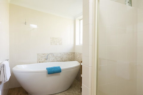 Whitesands Holiday Villas - Accommodation in Bendigo 26