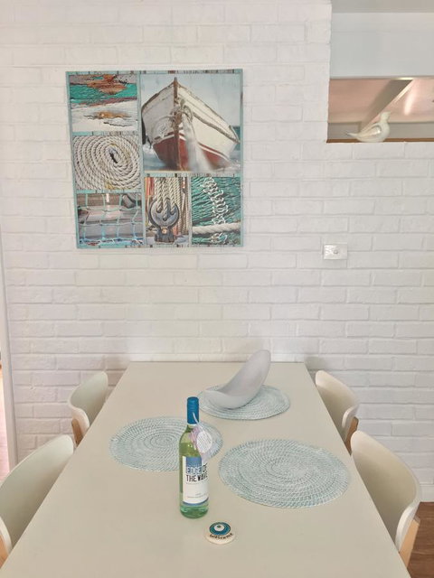 Whitesands Holiday Villas - Accommodation in Bendigo 15