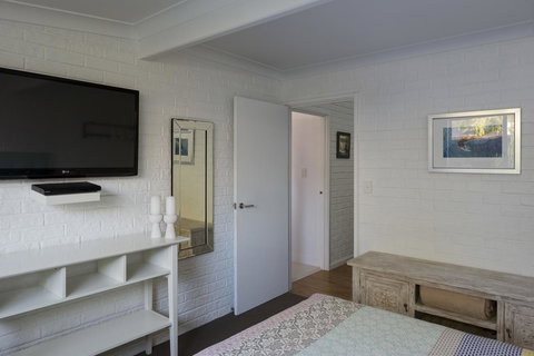 Whitesands Holiday Villas - Accommodation in Bendigo 29