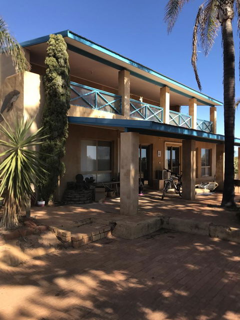 Surf Views - Accommodation in Bendigo 4