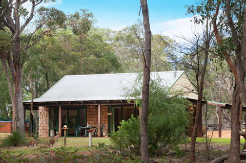 Yelverton Brook Conservation Sanctuary - Accommodation in Bendigo 31