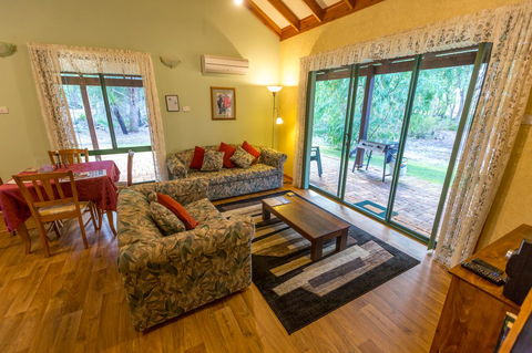 Yelverton Brook Conservation Sanctuary - Accommodation in Bendigo 13