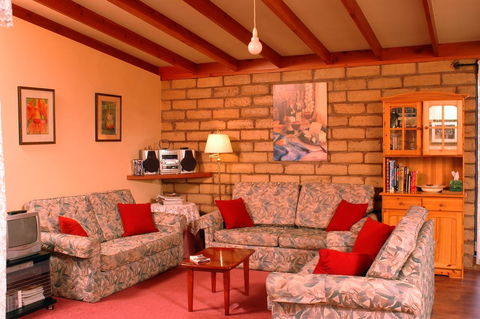 Yelverton Brook Conservation Sanctuary - Accommodation in Bendigo 26
