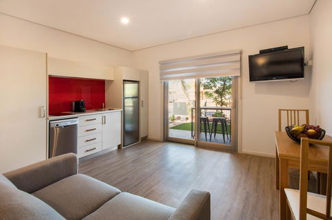 Latitude20 The Dunes - Accommodation in Bendigo 3