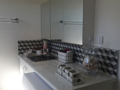 Bright & Beautiful Home On The Hills! - Accommodation in Bendigo 23