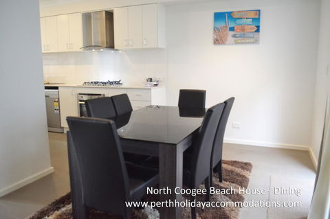 North Coogee Beach House - Accommodation in Bendigo 19
