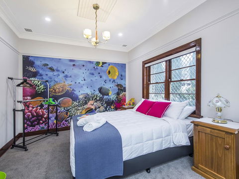 Luxury Federation Style Home - Sleeps 10 - Accommodation in Bendigo 10