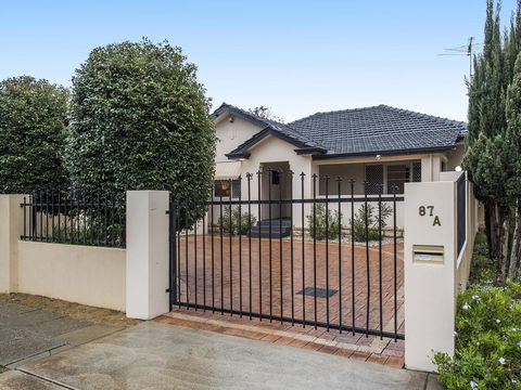 Luxury Federation Style Home - Sleeps 10 - Accommodation in Bendigo 17