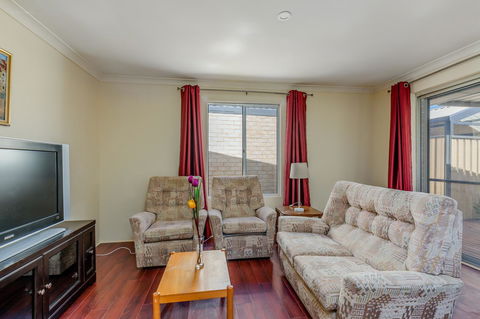 Brilliant, Neat, Convenient, Family-friendly House - Accommodation in Bendigo 6