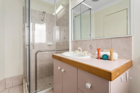 Como South Perth Villa - Accommodation in Bendigo 5