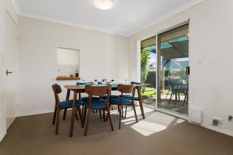 Como South Perth Villa - Accommodation in Bendigo 2