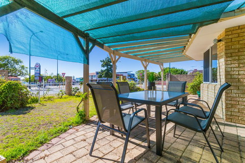 Como South Perth Villa - Accommodation in Bendigo 10