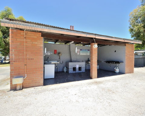 Mandurah Coastal Holiday Park - Accommodation in Bendigo 37
