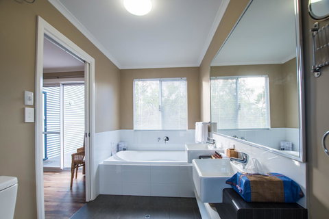 Cape Howe Cottages - Accommodation in Bendigo 36