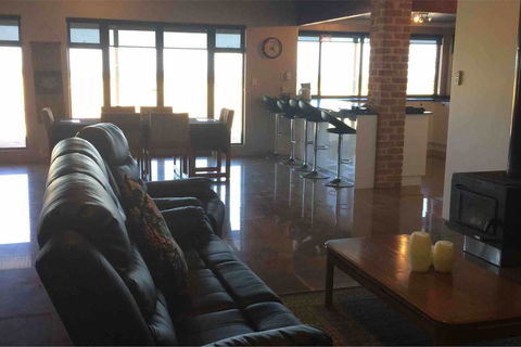 Ocean View Homestead - Accommodation in Bendigo 28