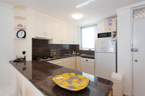 Ocean Breeze Apartment - Accommodation in Bendigo 2