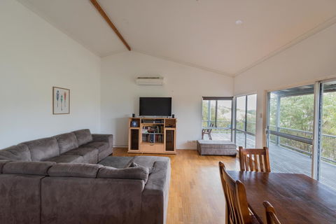 Peppy Beach Ocean Views - Accommodation in Bendigo 2