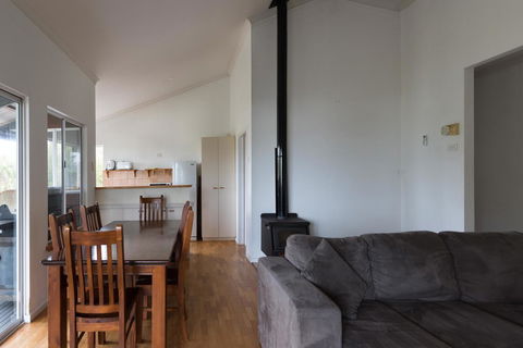 Peppy Beach Ocean Views - Accommodation in Bendigo 6