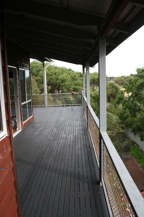 Peppy Beach Ocean Views - Accommodation in Bendigo 7