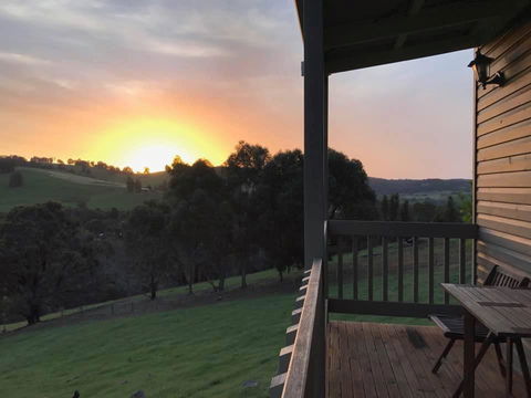 Balingup Highview Chalets - Accommodation in Bendigo 11