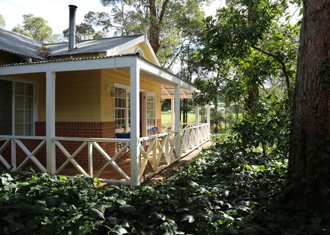 Two Sisters Chalets - Accommodation in Bendigo 27