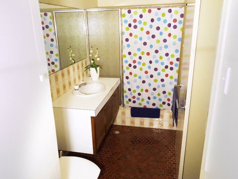 Scarborough & Absolutely Beachfront - Accommodation in Bendigo 9
