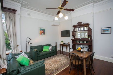 Danum House - Accommodation in Bendigo 8
