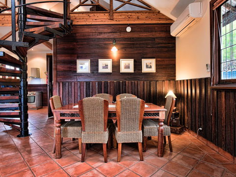 Oak Tree Barn Bridgetown - Accommodation in Bendigo 4