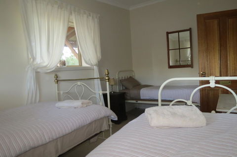 Bentwood Olive Grove Accommodation - Accommodation in Bendigo 5