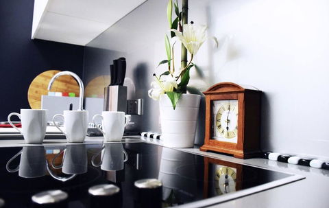 Perth Luxury City Apartment- Free Parking - Accommodation in Bendigo 11