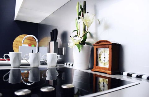 Perth Luxury City Apartment- Free Parking - Accommodation in Bendigo 10