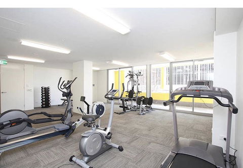 Perth Luxury City Apartment- Free Parking - Accommodation in Bendigo 6