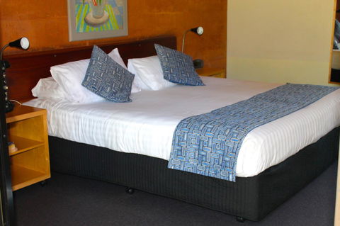 The Pemberton Hotel - Accommodation in Bendigo 2