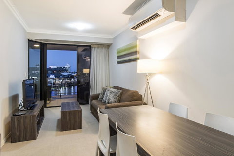 Dolphin Quay Apartments - Accommodation in Bendigo 19