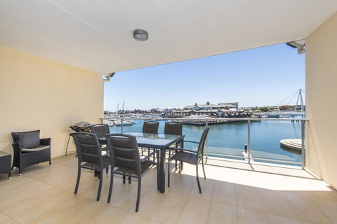 Dolphin Quay Apartments - Accommodation in Bendigo 17