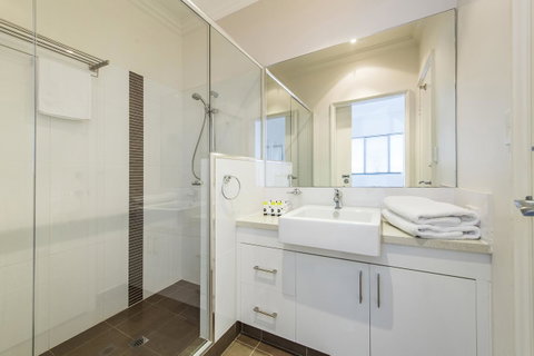 Dolphin Quay Apartments - Accommodation in Bendigo 40